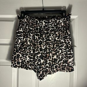 Women’s Animal Print Shorts w/ pockets